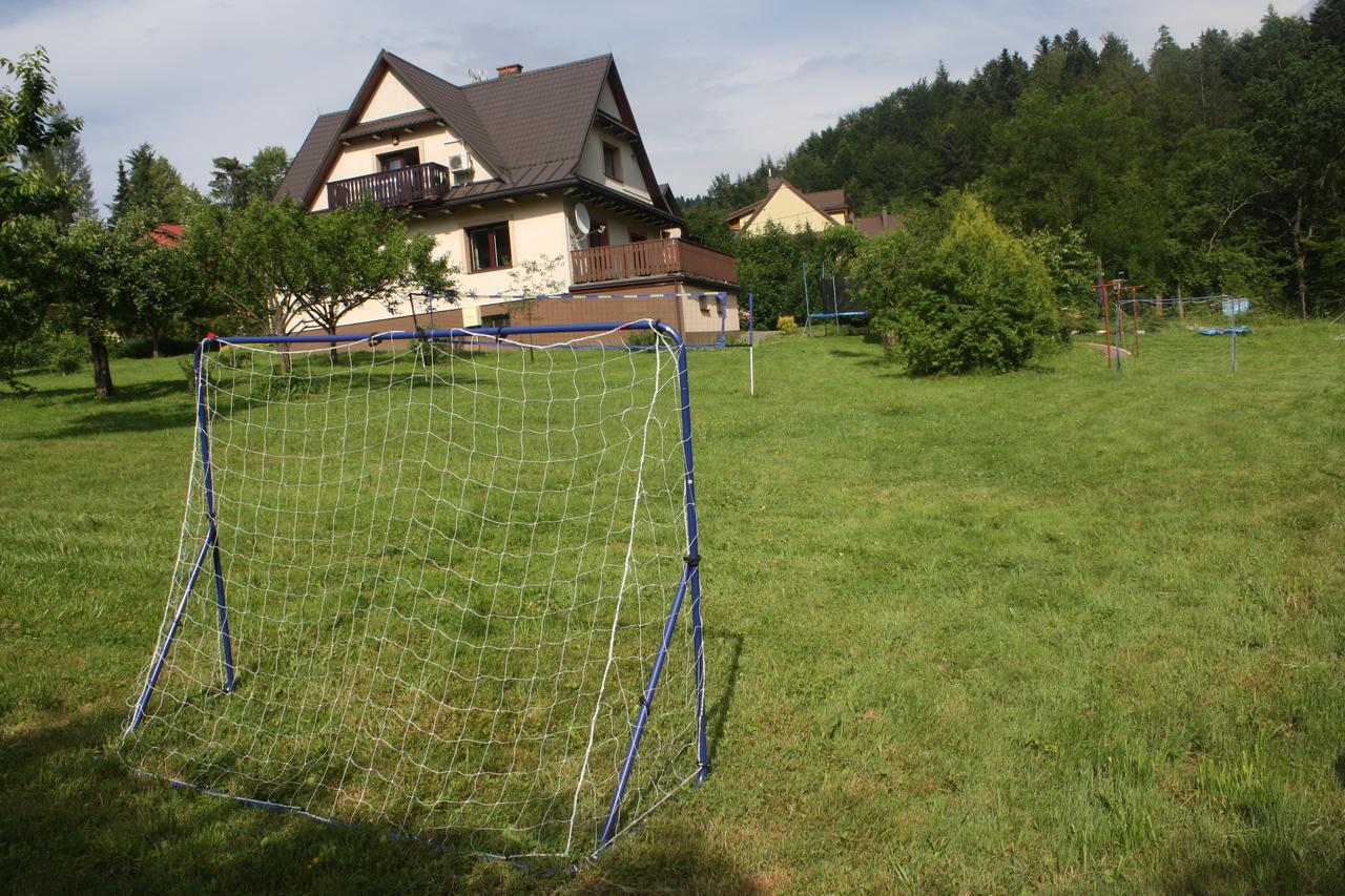 Apartament I Pokoje Goscinne U Lusi Wisła Exterior foto